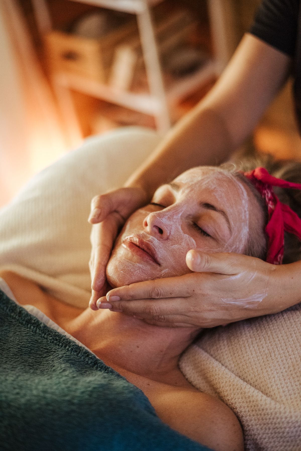 Studio pampering at Bobbys Fingerfinesse in Pilsen